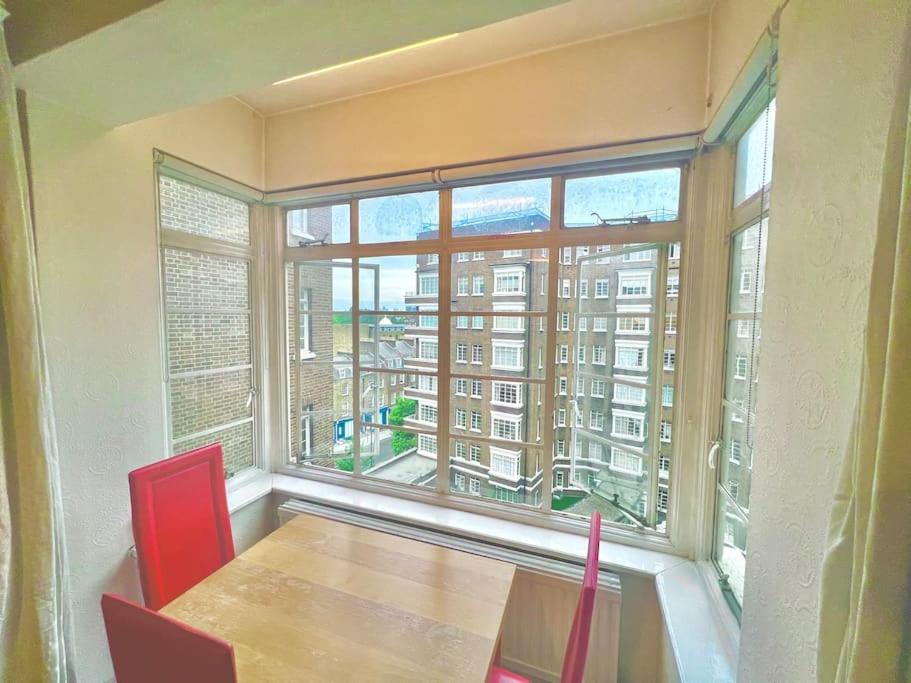 King-sized Studio, 6th floor + lift, Regent’s Park Londen Buitenkant foto